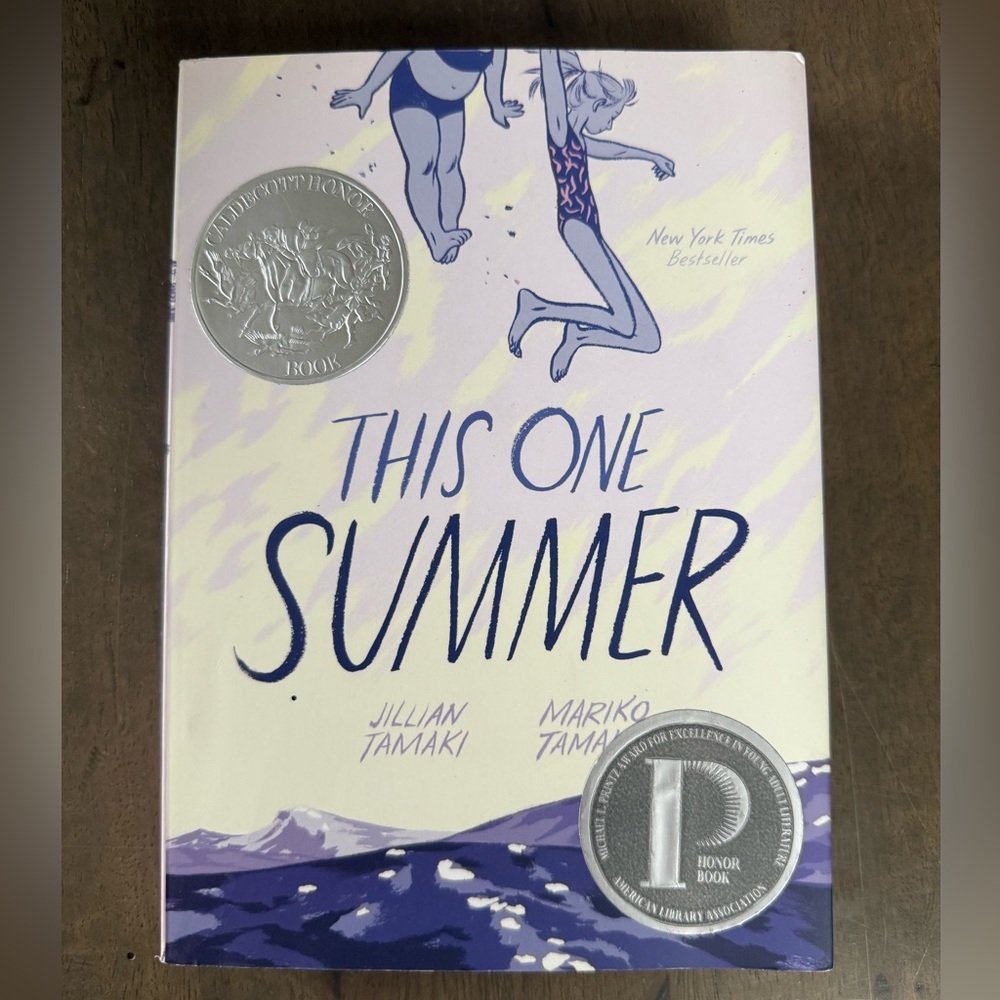🐰This One Summer by Mariko Tamaki Comic Novel